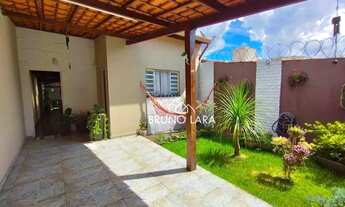 Imagem 2: Casa à venda em Igarapé no bairro Resplendor