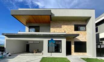 Imagem 2: Casa em Condomínio para Venda em São José dos Campos, Condomínio Residencial Monte Carlo