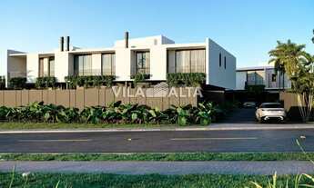 Imagem 2: Casa Moderna em Condomínio com 3 Suítes no Vista Alegre, Set Design último sobrado!