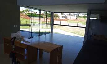 Imagem 3: Casa de condomínio para venda com 400 metros quadrados com 3 quartos em Esperança - Londri