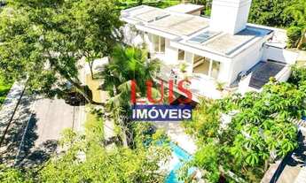 Imagem 2: Excelente casa com 3 suítes para alugar, 220 m² por R$ 12.000 + taxas/mês - Camboinhas - N