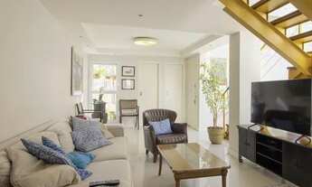 Imagem 2: Sobrado para venda de 130m², com 03 suítes e todo reformado - Campo Belo - SP