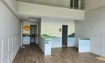 Imagem 6: Loja Comercial à Venda no Península Mall: Seu Negócio em um Ambiente Exclusivo e Prático!