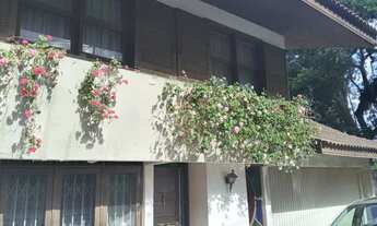 Imagem: R-224 - Belíssima Residência à Venda