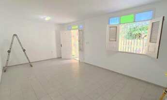 Imagem 3: Casa para Locação em São Luís, Parque Athenas, 6 dormitórios, 2 suítes, 4 banheiros, 4 vag