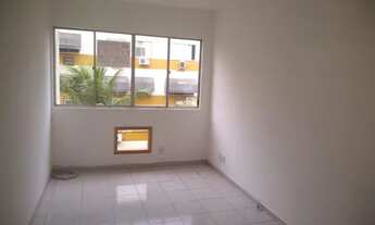 Imagem: PERTO CENTRO FREGUESIA APTO EFORMADO VAZIO