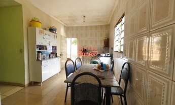 Imagem 3: Casa á Venda 3 quartos com pomar próximo ao centro de Igarapé MG