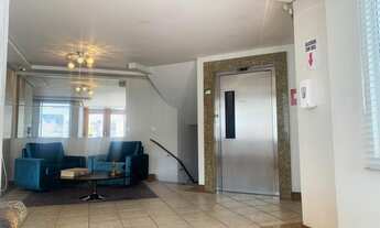 Imagem 2: Apartamento 2 Dorm.(1 Suíte)/ Sac.c/Chur./ Vaga - Canto - Florianópolis - SC