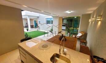 Imagem 6: Casa para venda com 324 metros quadrados com 4 quartos em Niterói - Volta Redonda - RJ