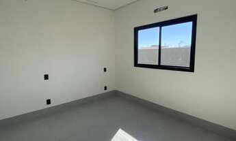 Imagem 6: Casa de condomínio térrea para venda possui 142 metros quadrados com 3 quartos