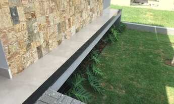 Imagem 3: Vendo linda casa nova no Res. Tamboré, com 3 suítes