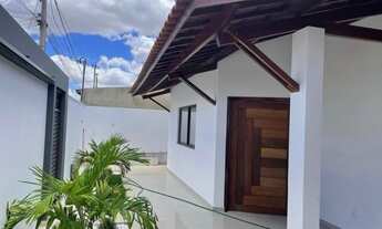 Imagem: Casa para venda no Japiim, recém reformada