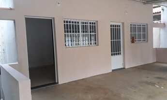 Imagem 4: Casa para venda tem 66 m² com 2 quartos , garagem