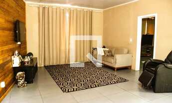 Imagem 2: Casa para Aluguel - Guarani, 3 Quartos, 200 m2