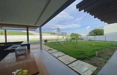 Imagem 2: Casa Condomínio - Reserva do Paratehy - 450m² - 4 Dormitórios - Urbanova