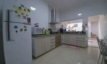 Imagem 3: Térrea para venda com 200 metros quadrados com 2 quartos em Centro - Vinhedo - SP