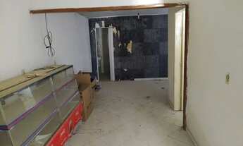 Imagem 2: Casa 5x25 (precisando de uma reforma