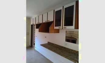 Imagem 7: Sobrado de Alto Padrão com 3 dormitórios e com Piscina para locação, 303 m² por R$ 4500,00