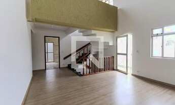 Imagem 4: Casa para Aluguel - Pinheirinho, 3 Quartos, 450 m2