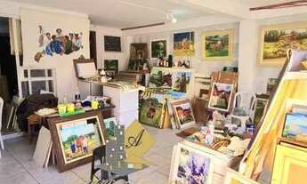 Imagem 3: Sobrado Comercial para venda possui 132 metros quadrados com 5 quartos em Novo Mundo - Cur