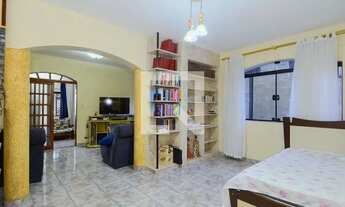 Imagem: Casa para Aluguel - Picanço, 3 Quartos