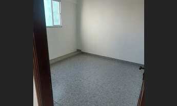 Imagem: Alugo - Casa com 2 quartos e garagem