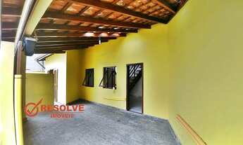 Imagem 2: Casa térrea no Centro de Guararema - Ótima localização