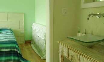 Imagem 6: Casa para venda com 447 metros quadrados com 4 quartos