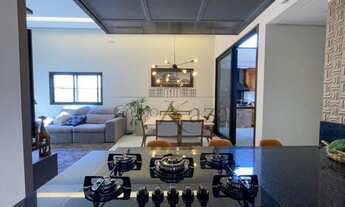 Imagem 6: Casa em condomínio no Urbanova. 3 quartos sendo 3 suítes. Repleto de armários