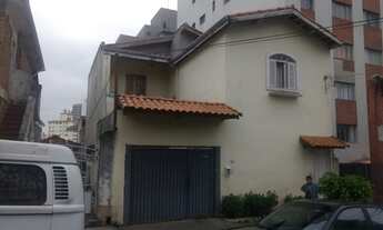 Imagem: Sobrado para venda tem 300 metros quadrados