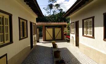 Imagem: Alugo casa de vila linear, c 2 Qtos térrea