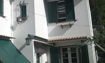 Imagem 6: Casa para venda possui 304 metros quadrados com 5 quartos em Centro - Petrópolis - RJ