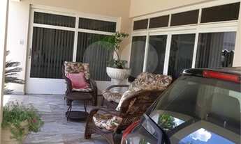 Imagem 3: São João da Boa Vista - Casa Padrão - Centro