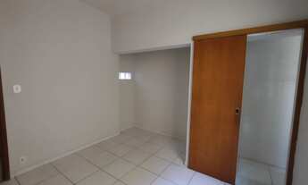 Imagem 6: APTO./CASA - ÓTIMO PONTO - 01 SALA - 02 QUARTOS, 01 SUITE - 02 BANHEIROS - PROX. SHOPPING