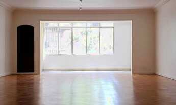 Imagem: Apartamentão, com aqueles espaços de antigamente