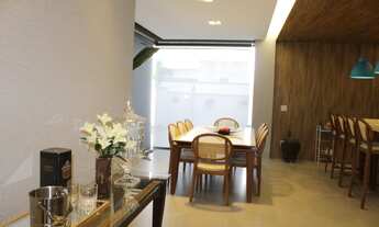 Imagem 2: CASA TÉRREA ALPHAVILLE ARAGUAIA - 4 SUÍTES PLENAS SENDO 1 MASTER 2 VAGAS