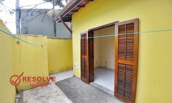 Imagem 3: Casa térrea no Centro de Guararema - Ótima localização