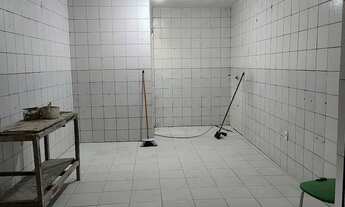 Imagem 4: Aluga-se uma loja!