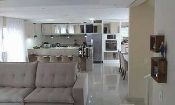 Imagem 7: Maravilhosa Casa com Quintal Amplo e Fácil acesso ao Centro !!