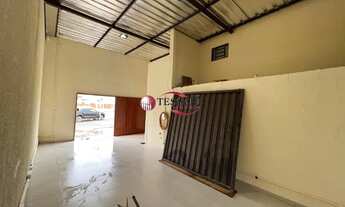 Imagem 2: Aluga salão comercial Luz da Esperança com 55m2, 1 banheiro, AV principal do bairro, pé di