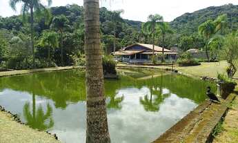 Imagem: Chácara com lago em condomínio Cod 561