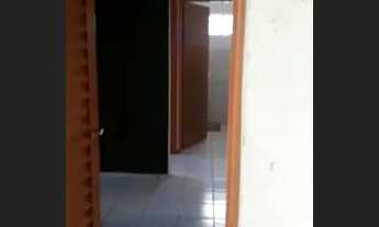 Imagem 5: Apartamento com dois dormitórios, coisinha e banheiro