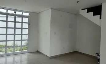 Imagem 2: Sobrado para venda tem 77 metros quadrados com 2 quartos