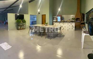 Imagem 2: Venda, Chácara 25 x 35 a 18 km da cidade, sentido pedrinhas, beira de rio