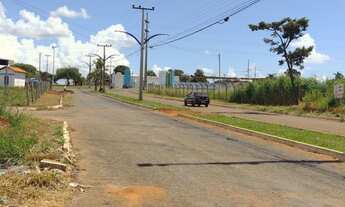 Imagem: Dois lotes de esquina sendo 01 comercial