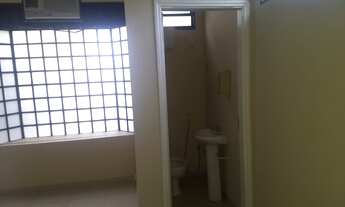 Imagem 3: Imóvel comercial para aluguel tem 270 metros quadrados com 7 quartos