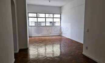 Imagem: Apartamento em rua tranquila no Humaitá