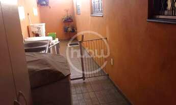 Imagem 2: Casa com 4 dormitórios à venda em Contagem