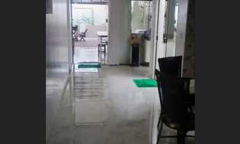 Imagem 3: CASAS DE ALTO PADRÃO E PRÉDIOS COMERCIAS