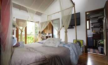 Imagem 5: Sobrado para venda possui 380 metros quadrados com 5 quartos em Maresias - São Sebastião